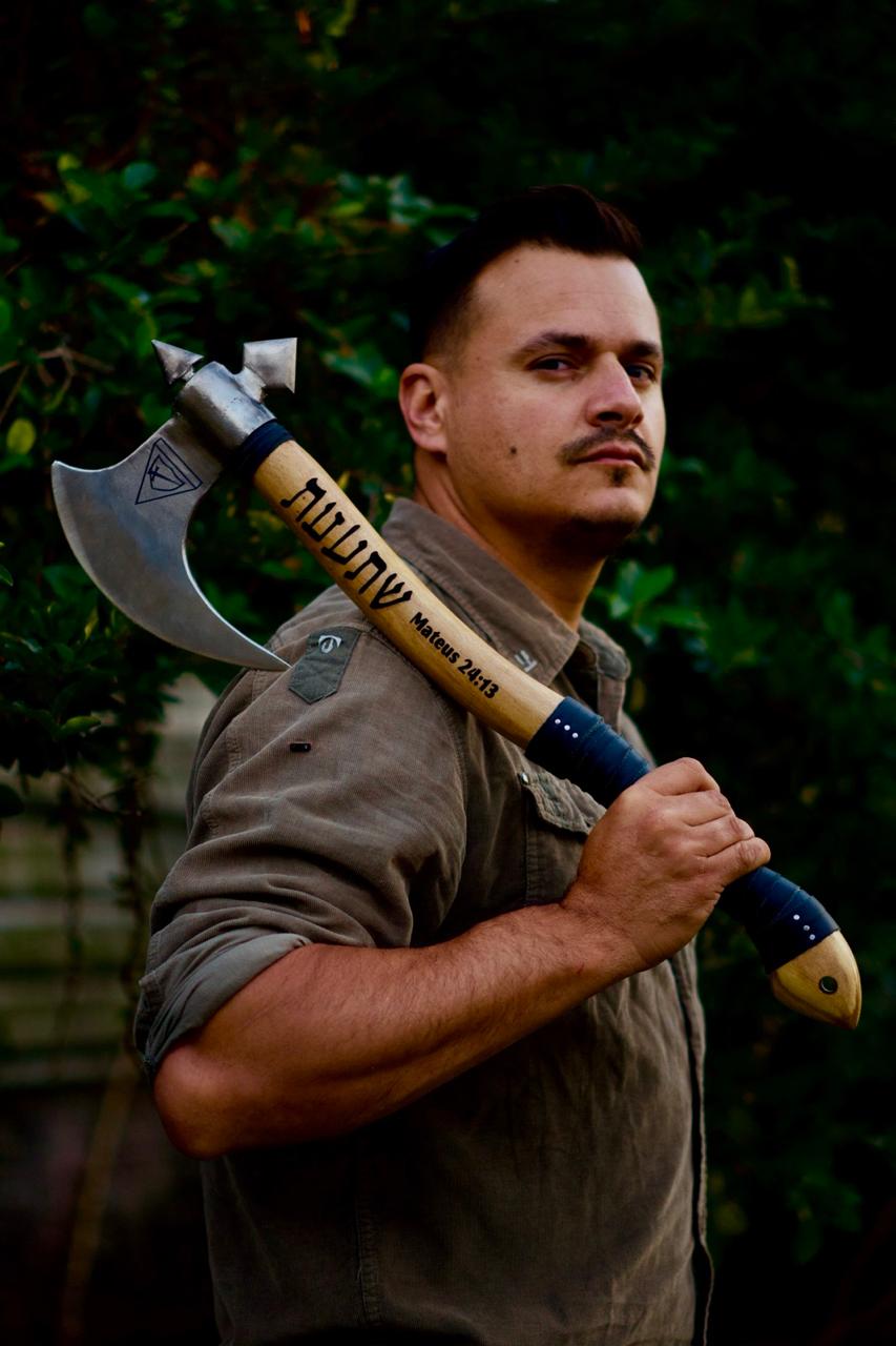 Michel Monteiro, cuteleiro